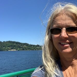 Meet your Posher, Lesley